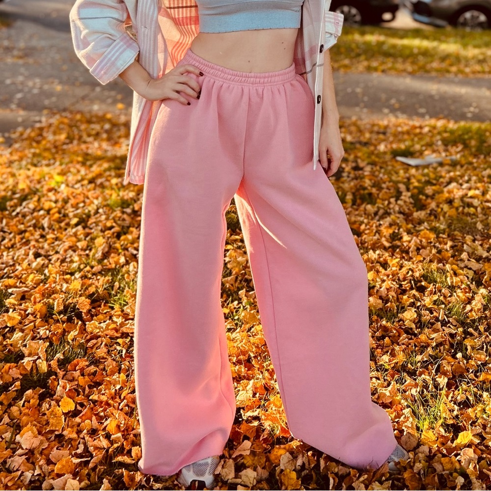 Woman, wide leg jogger, pant cotton brand new, no tag